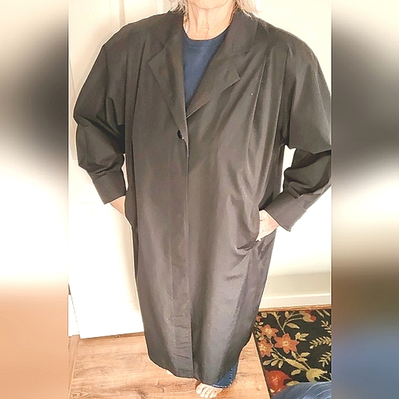 🎊HP‼️ Women's all-weather midlength coat with zip out lining - Picture 2 of 14